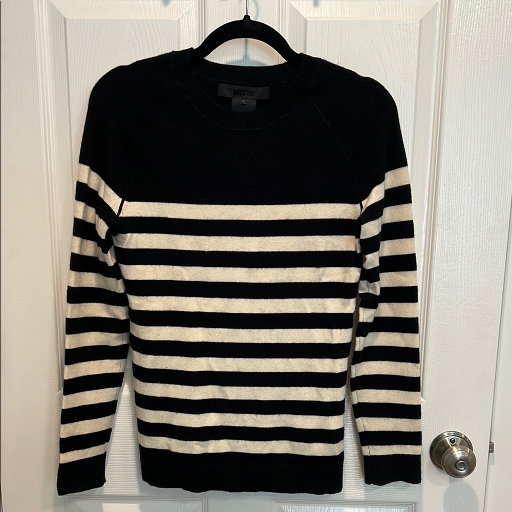 Black and White Striped Cashmere Crew Neck Sweater